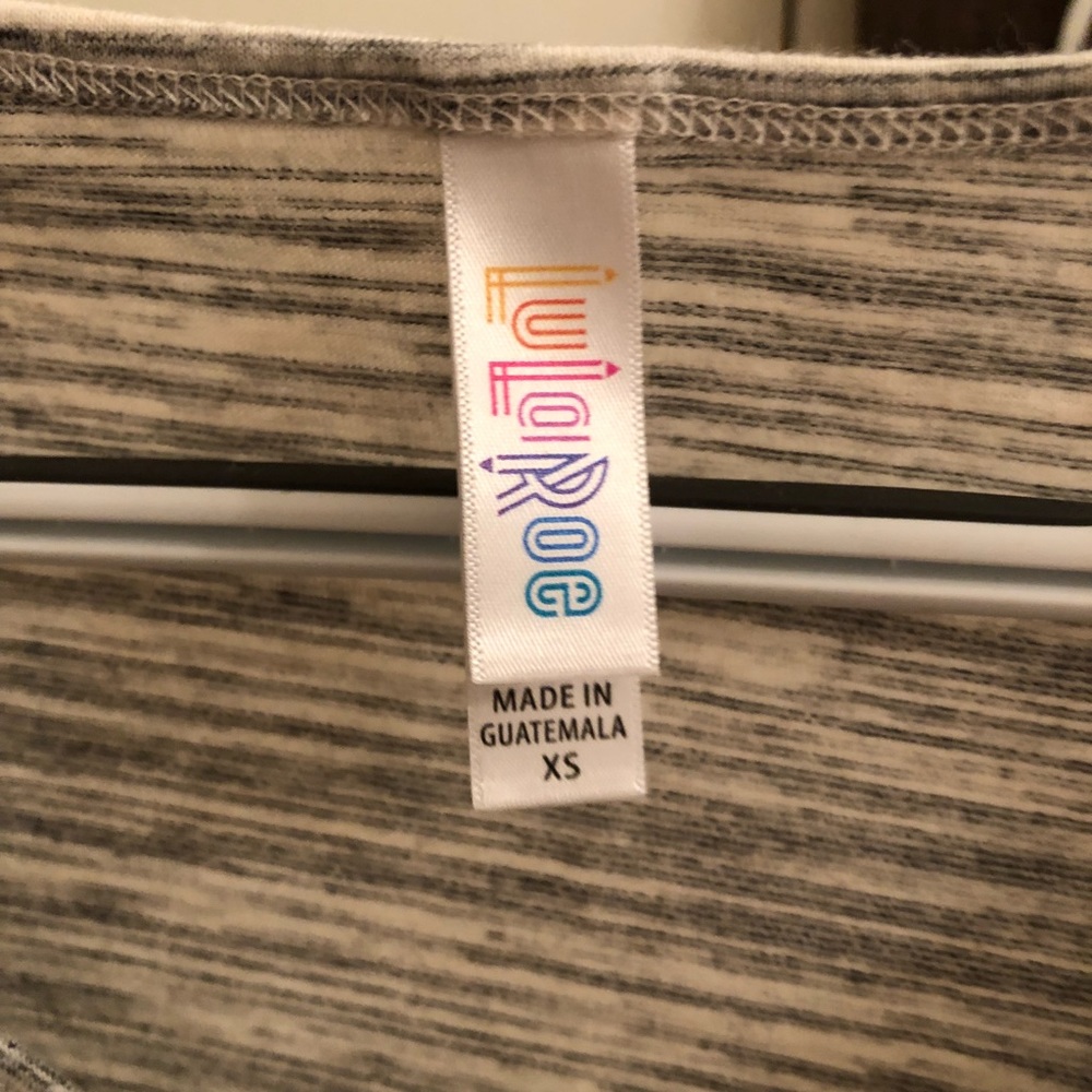 Lularoe Classic Tee - Picture 2 of 3